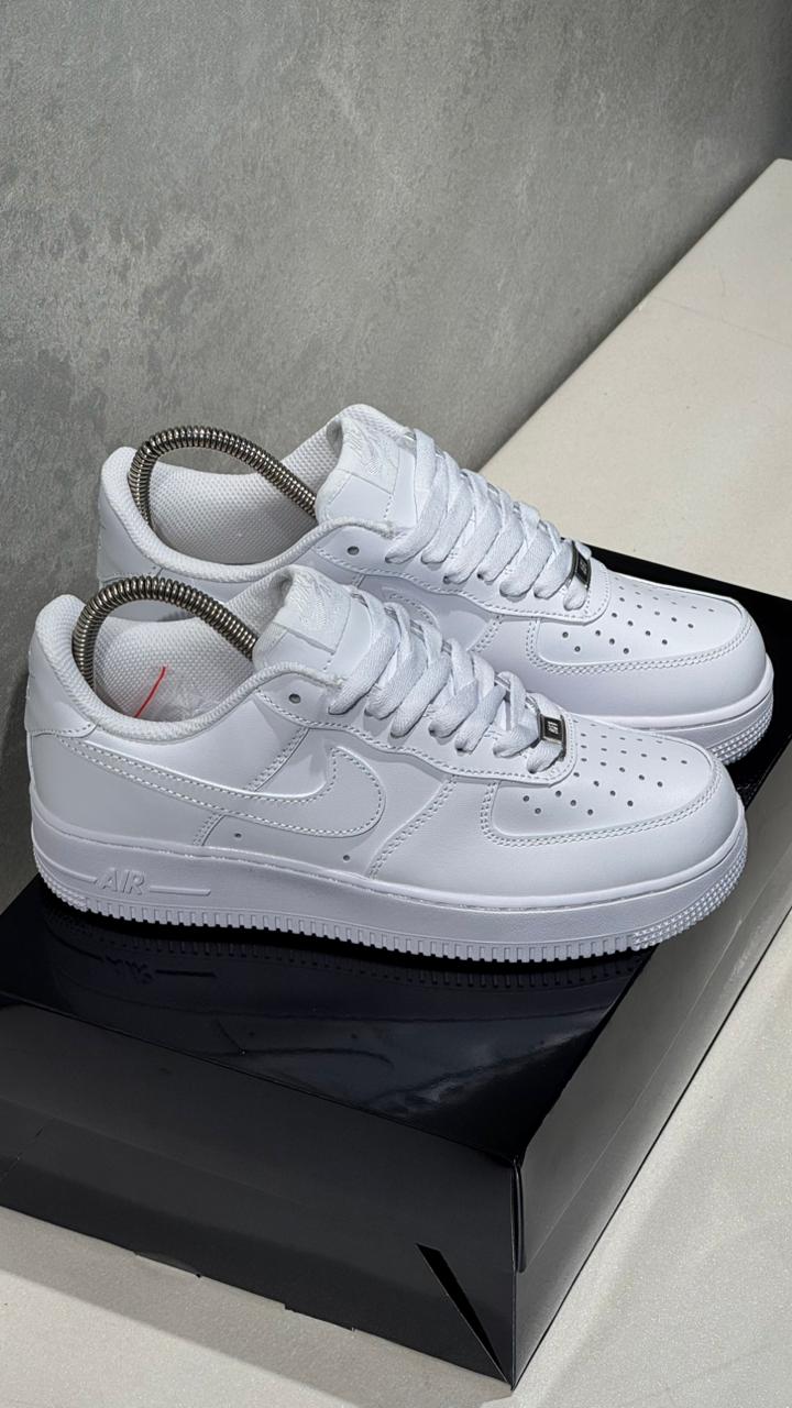 AF1 BLANCO - Image 5