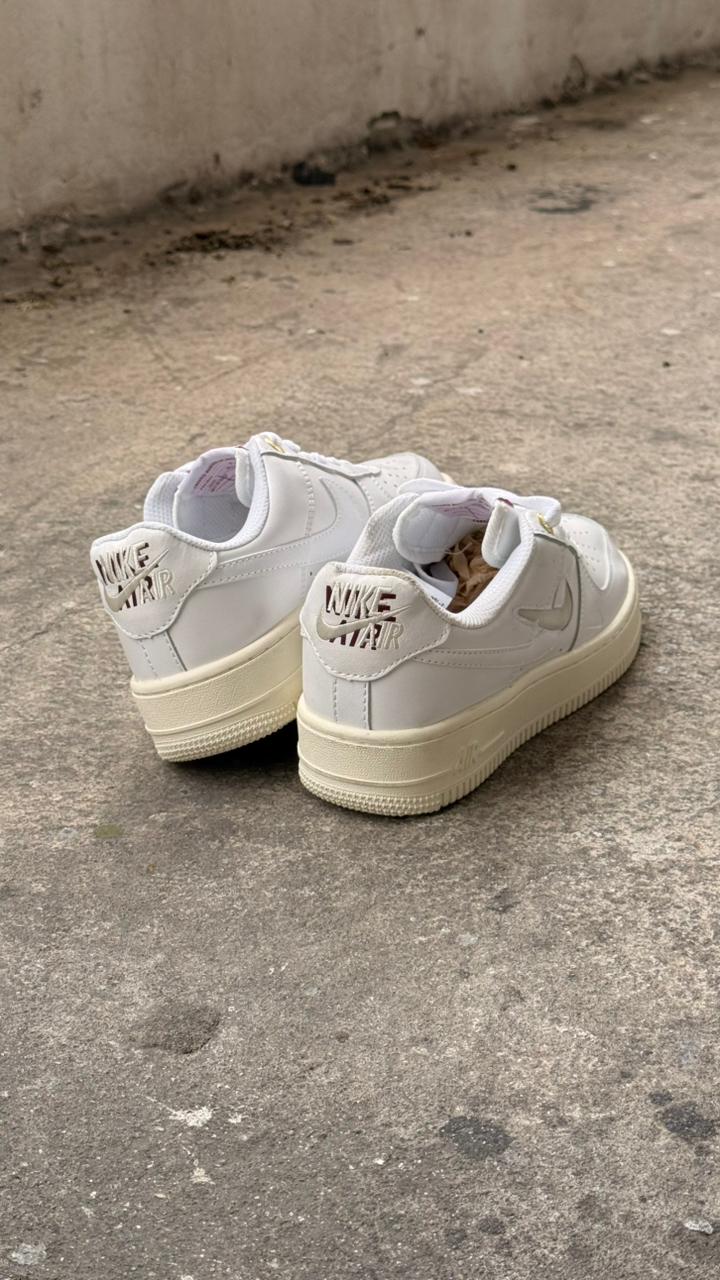AF1 BLANCO BEIGE PROMO MASTER - Image 3