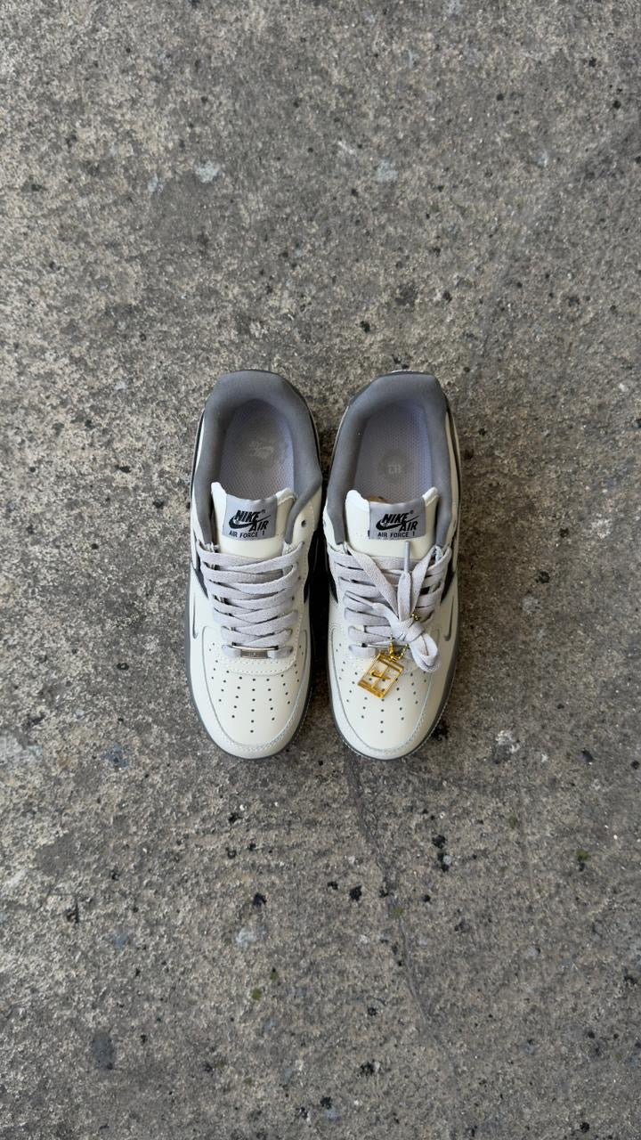 AF1 BLANCO GRIS - Image 2