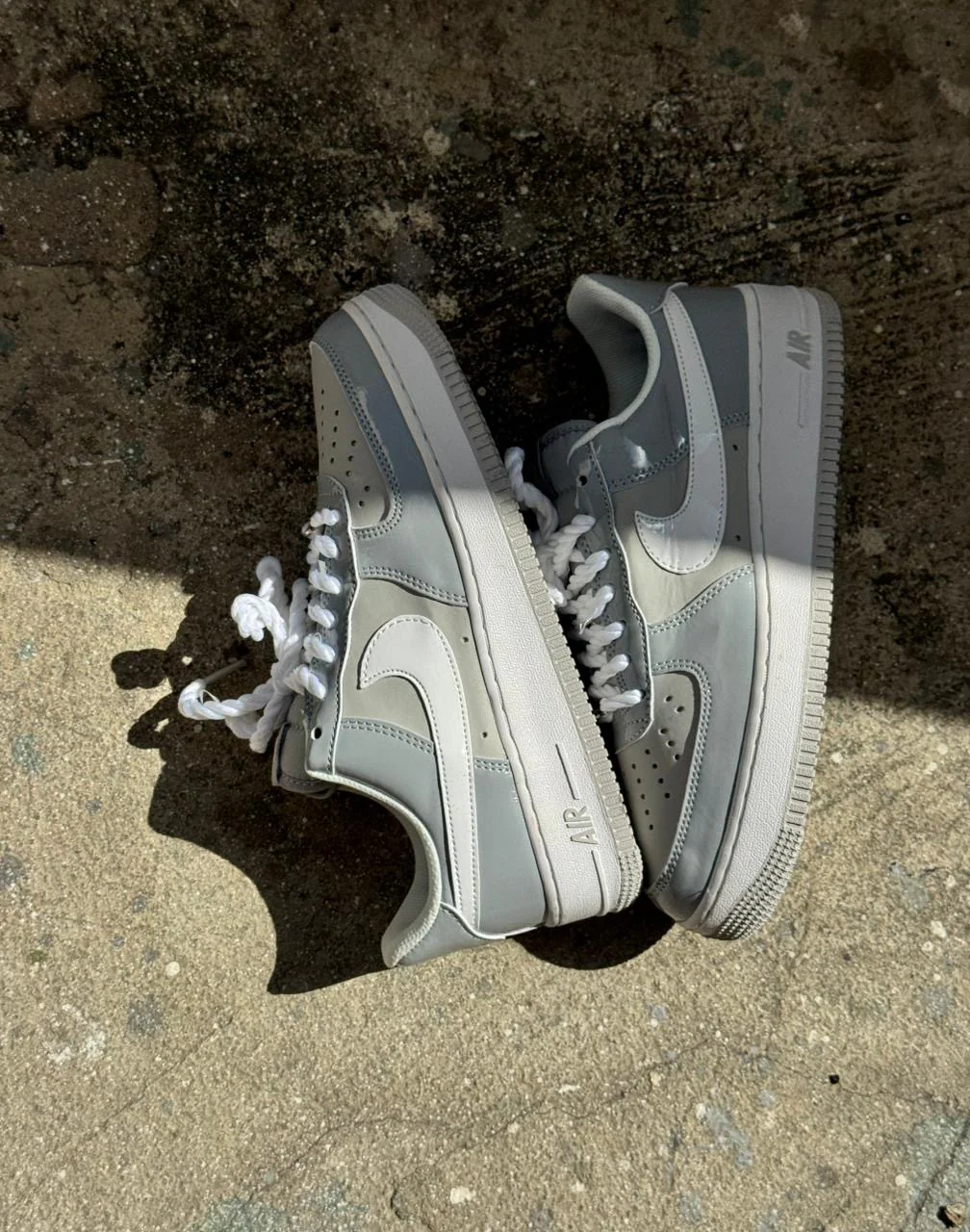 AF1 GRIS BLANCO CHAROL - Image 3