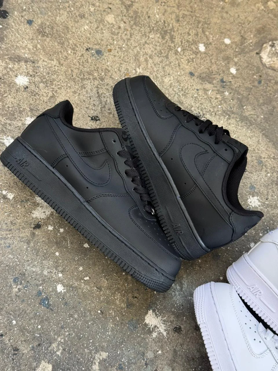 NIKE AF1 NEGRO - Image 4