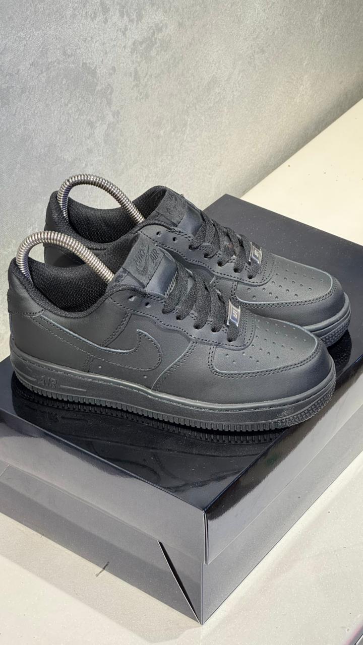 NIKE AF1 NEGRO - Image 5