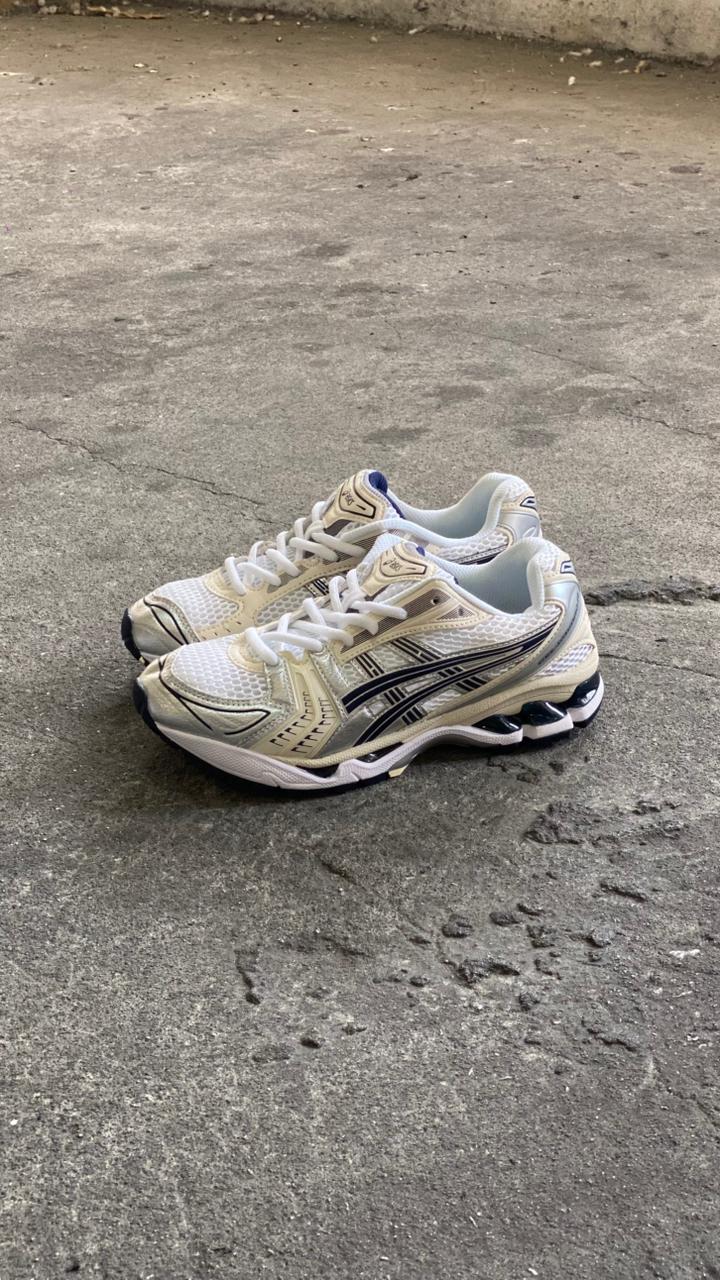 ASICS BEIGE PLATA