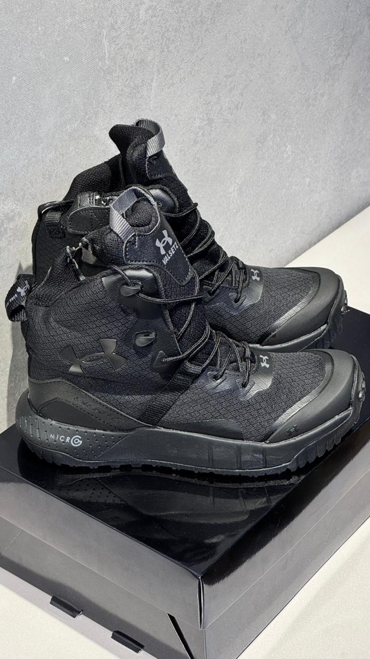BOTA UNDER ARMOUR NEGRA - Image 7