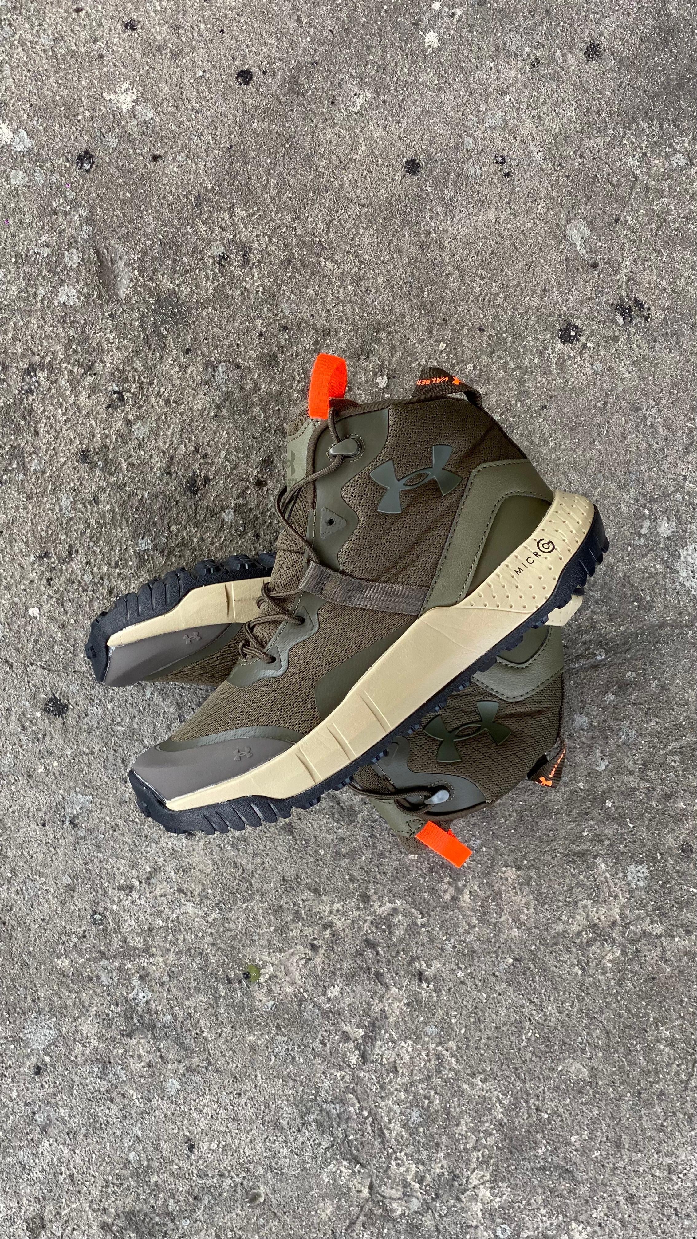 BOTA UNDER ARMOUR  VERDE MILITAR - Image 3