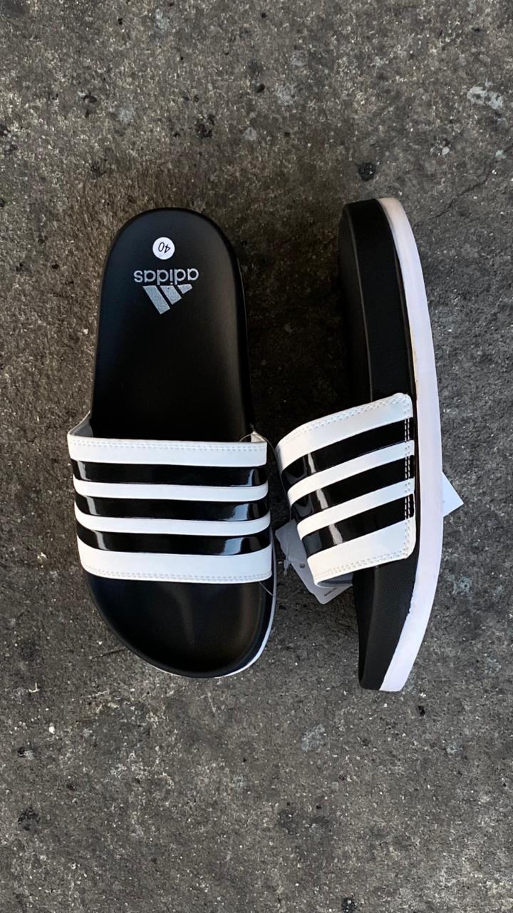 CHANCLAS ADIDAS 1.1 NEGRO BLANCO - Image 2
