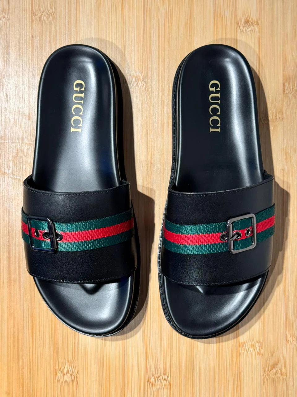 CHANCLAS GUCCI NEGRA - Image 3