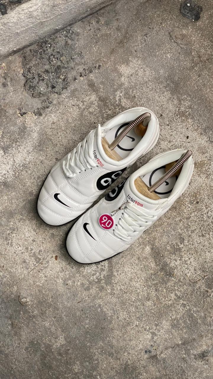 GUAYO SINTETICA NIKE BLANCO NEGRO - Image 2