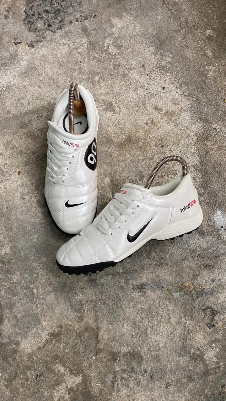 GUAYO SINTETICA NIKE BLANCO NEGRO - Image 3
