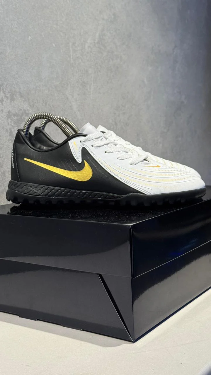 GUAYO  SINTETICA NIKE NEGRO BLANCO DORADO PROMO - Image 2