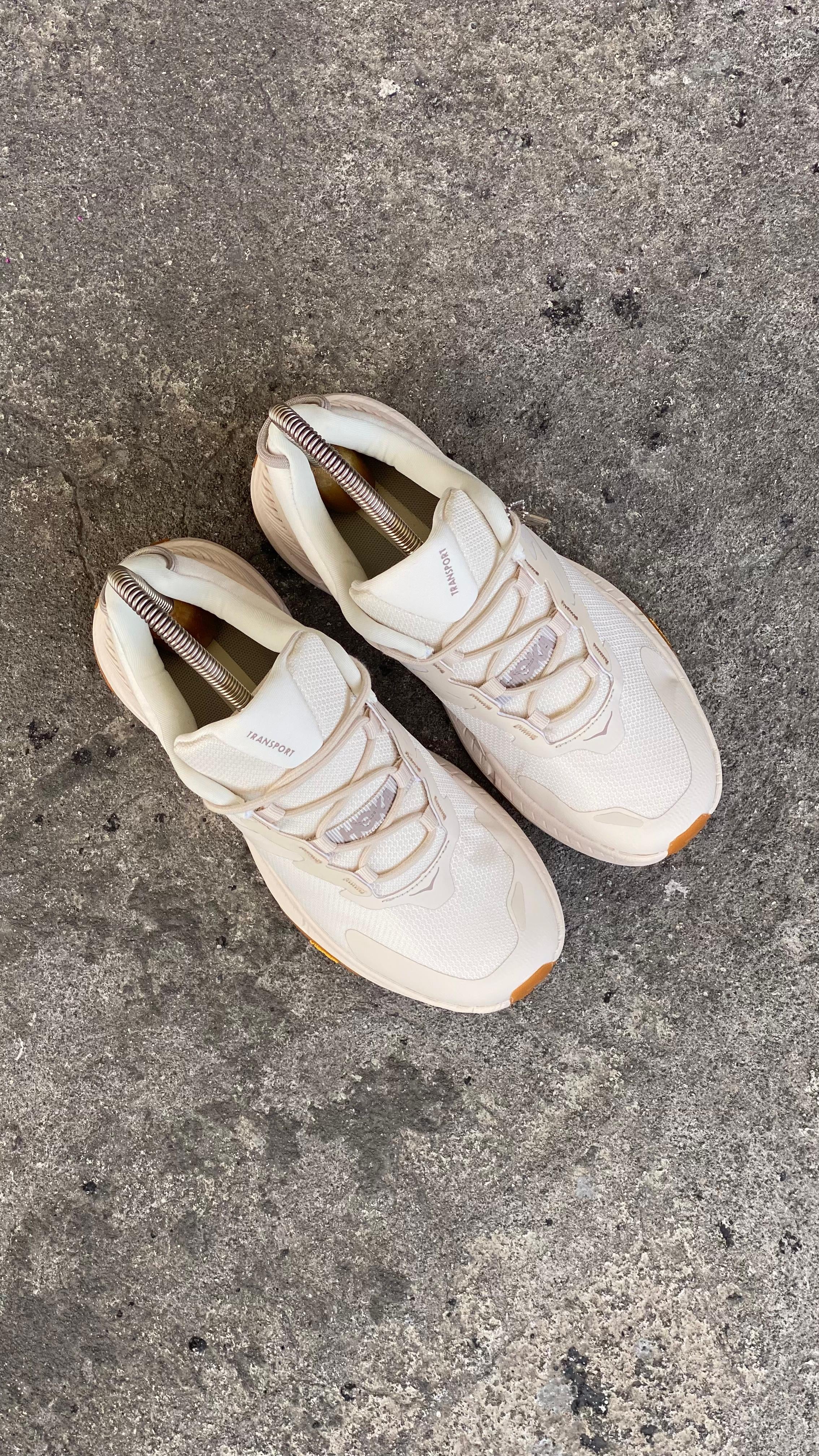 HOKA BEIGE CAFE PREMIUM - Image 2