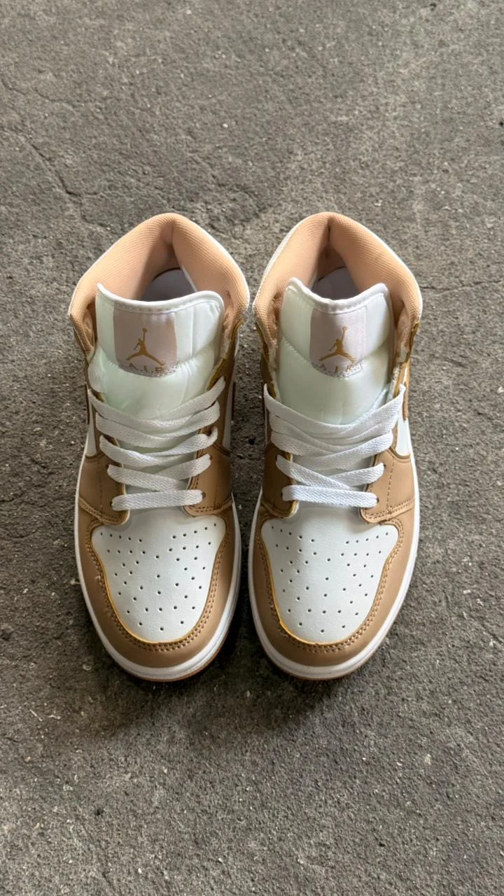 JORDAN RETRO 1 HIGH BLANCO PASTEL - Image 3