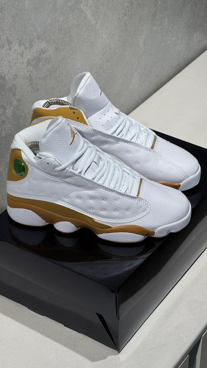 JORDAN RETRO 13 BLANCA DORADA - Image 5