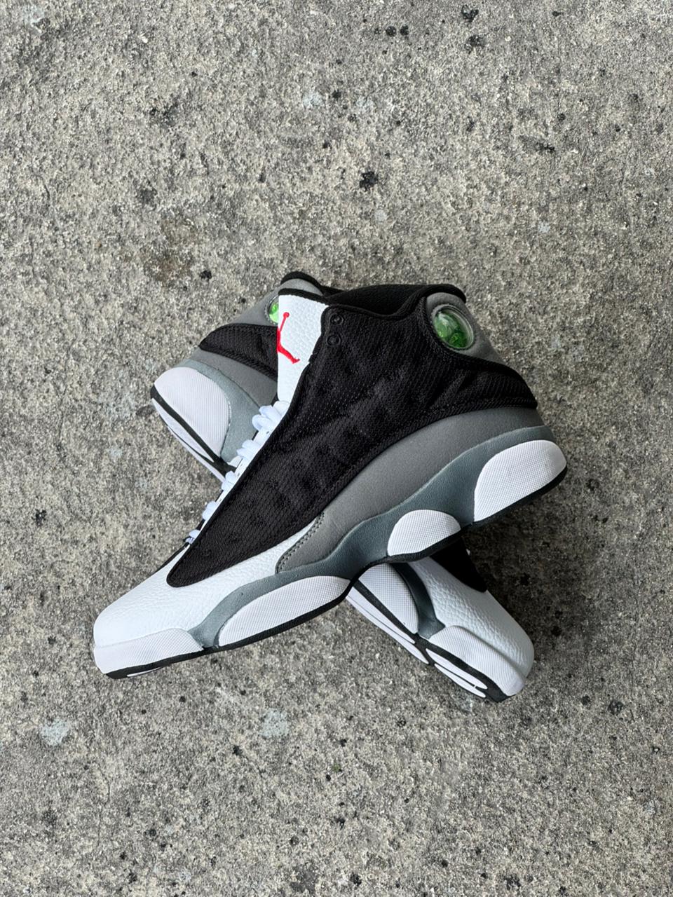 JORDAN RETRO 13 NEGRO BLANCO - Image 3