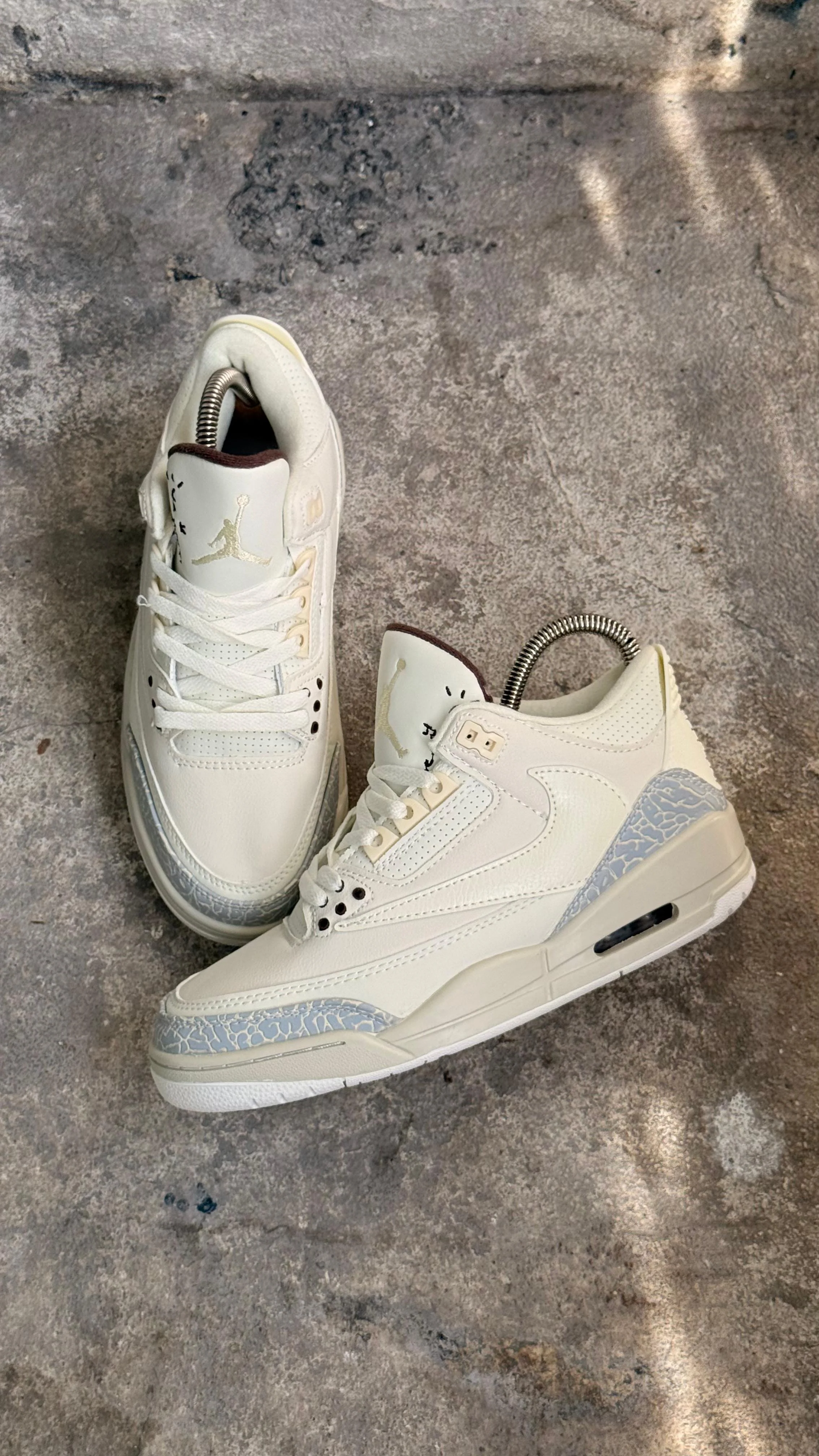 JORDAN RETRO 3 BEIGE - Image 3