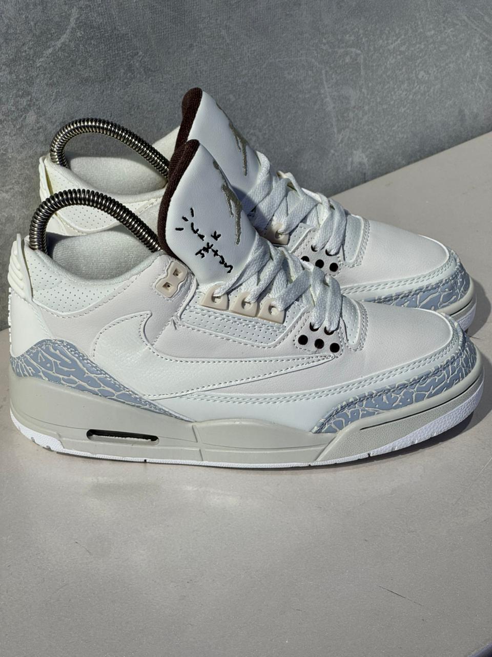 JORDAN RETRO 3 BEIGE - Image 4