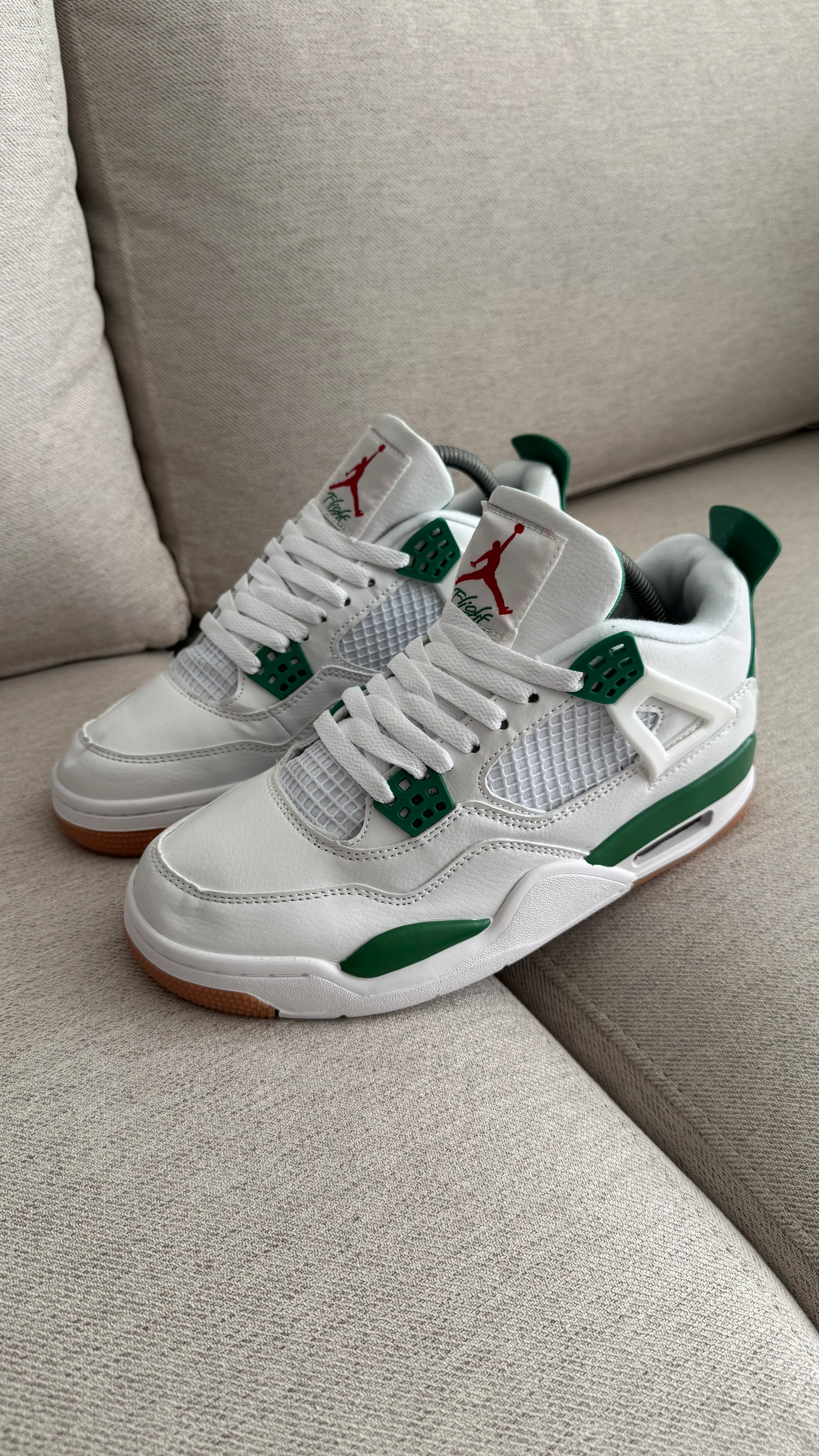 JORDAN RETRO 4 BLANCO VERDE - Image 4