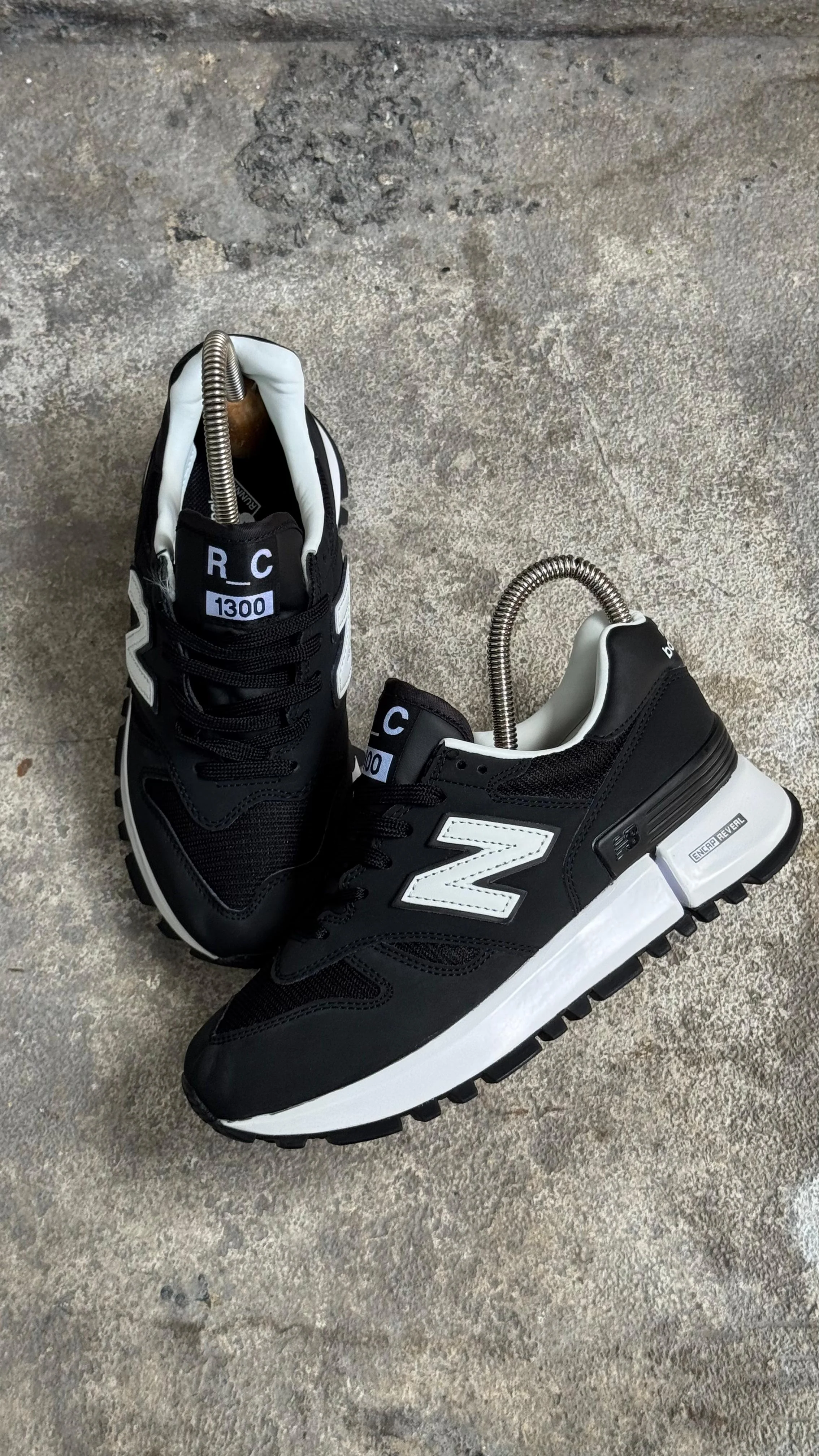 NB 1300 NEGRO BLANCO - Image 3