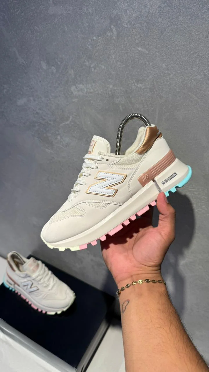 NEW BALANCE 1300 BLANCO DORADO - Image 6