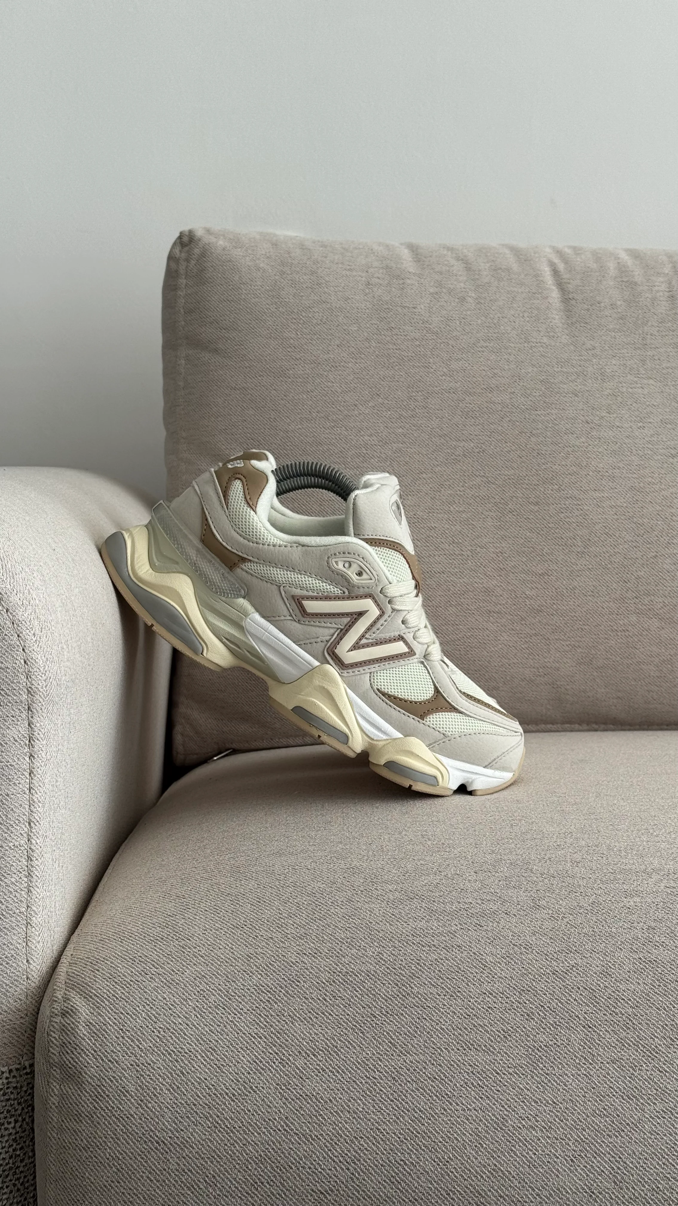 NEW 9060 BEIGE CREMA - Image 5