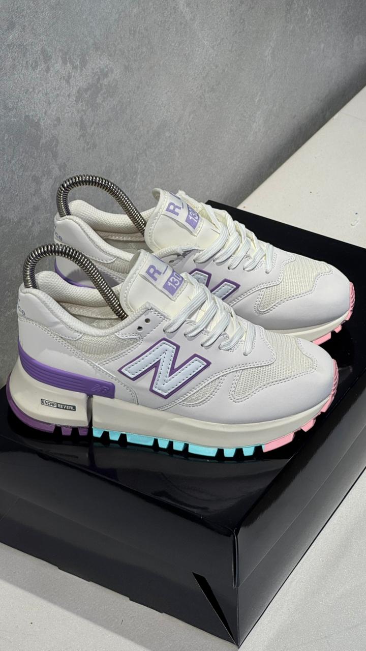 NEW BALANCE 1300 BLANCO MORADO - Image 4