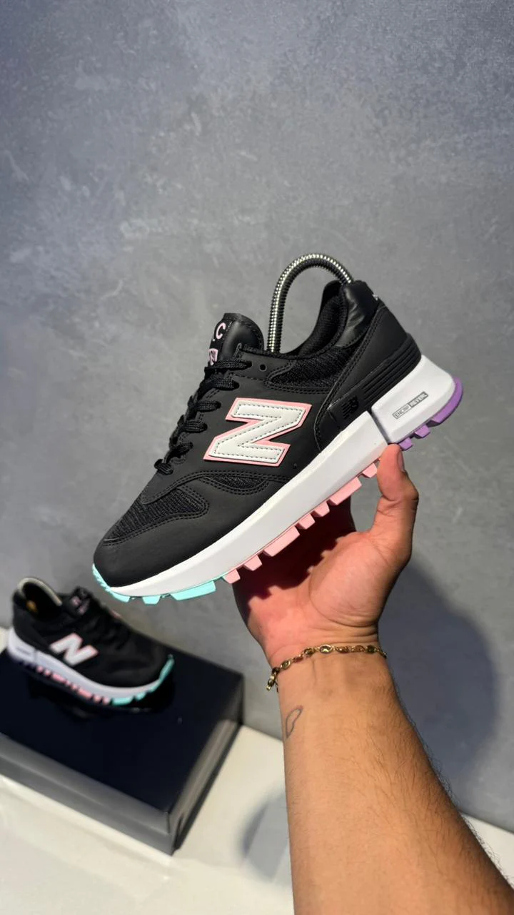 NEW BALANCE 1300 PASTEL NEGRO - Image 6