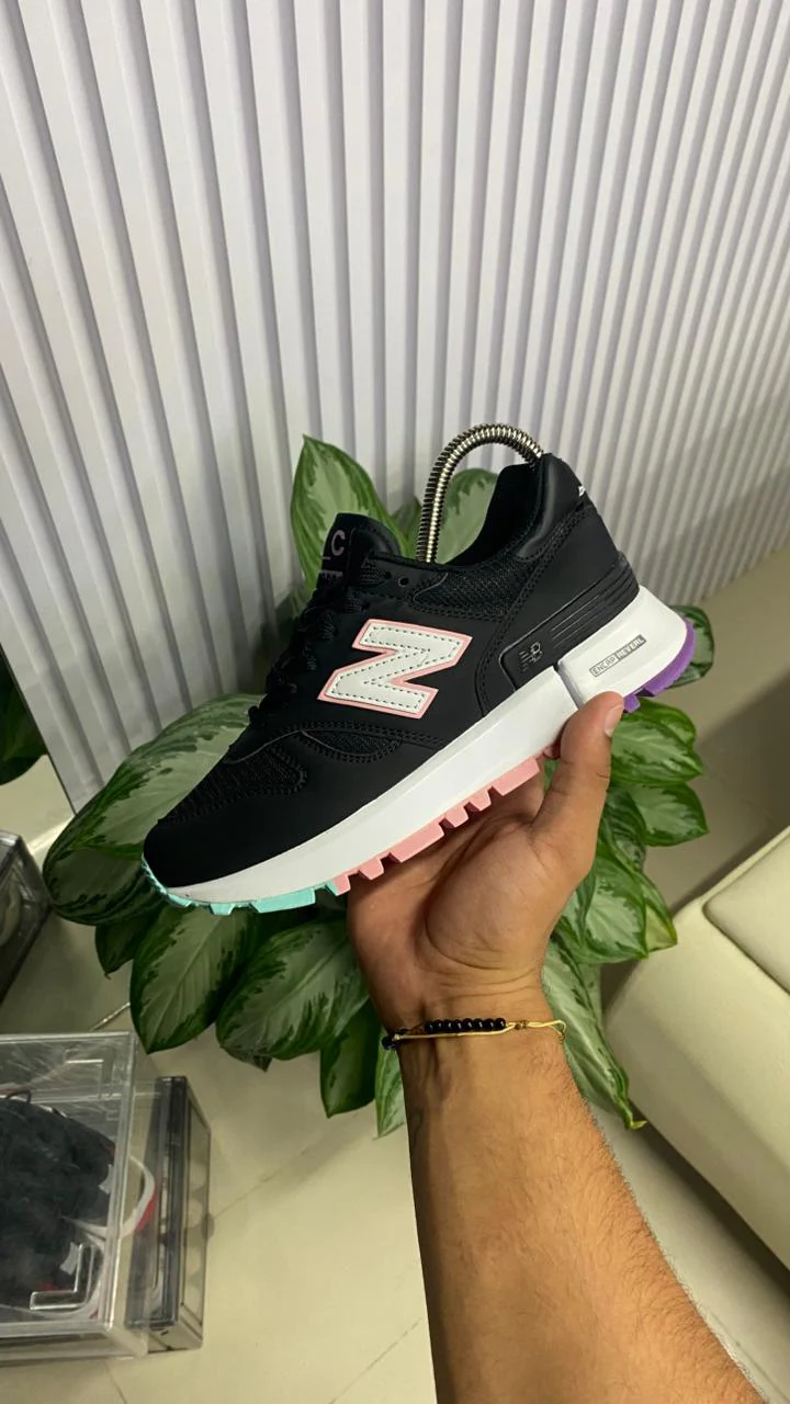 NEW BALANCE 1300 PASTEL NEGRO - Image 7