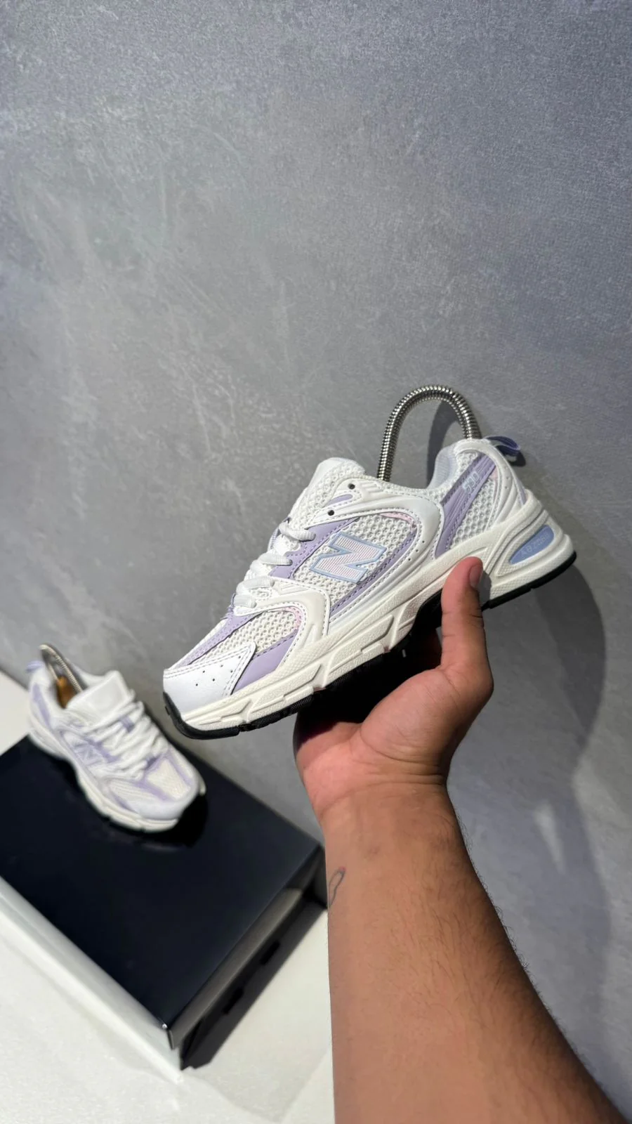 NEW BALANCE 530 BLANCO VINOTINTO - Image 3