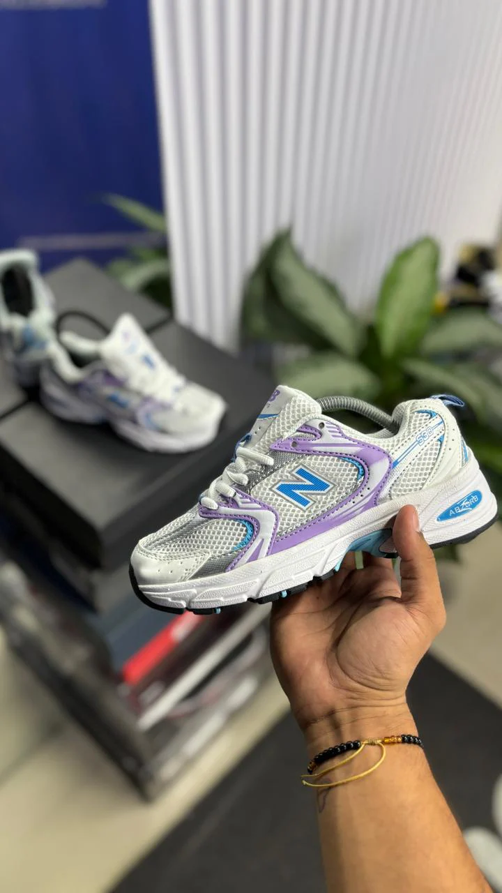 NEW BALANCE 530 BLANCO AZUL PROMO - Image 4