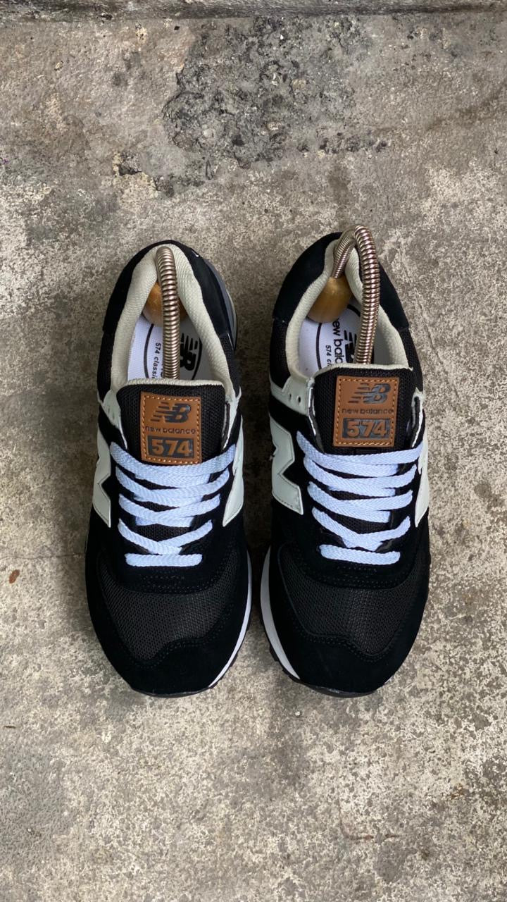 NEW BALANCE  574 NEGRO - Image 2