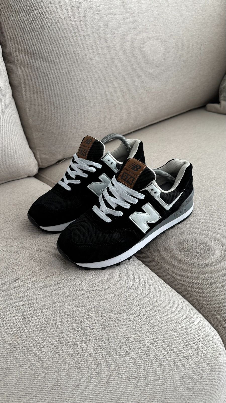 NEW BALANCE  574 NEGRO - Image 5