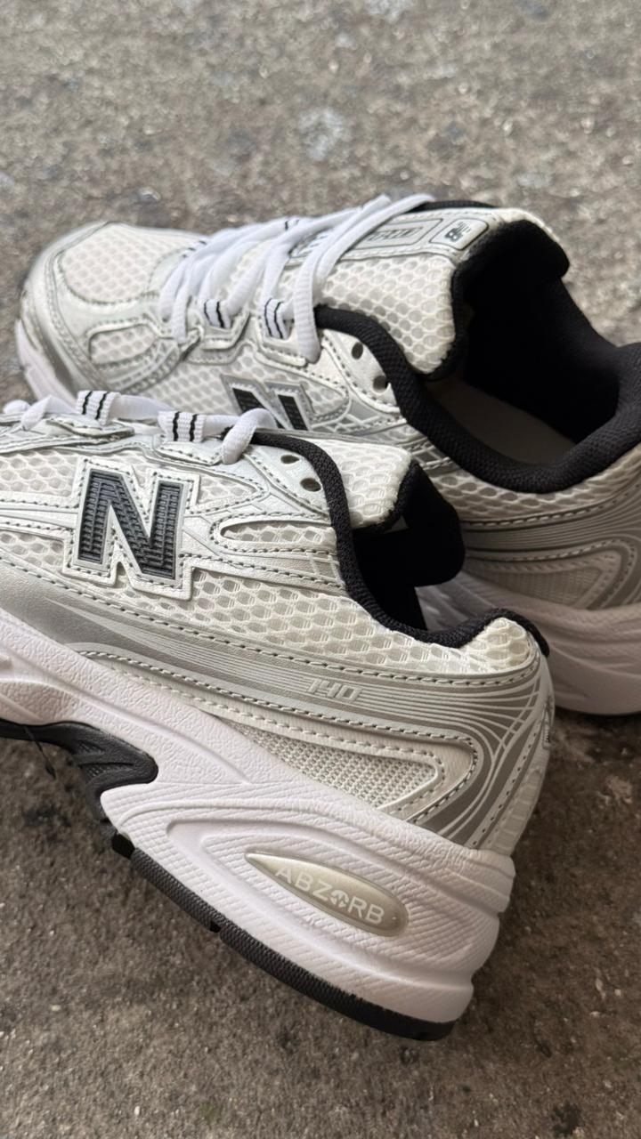 NEW BALANCE  740 BLANCO NEGRO - Image 3