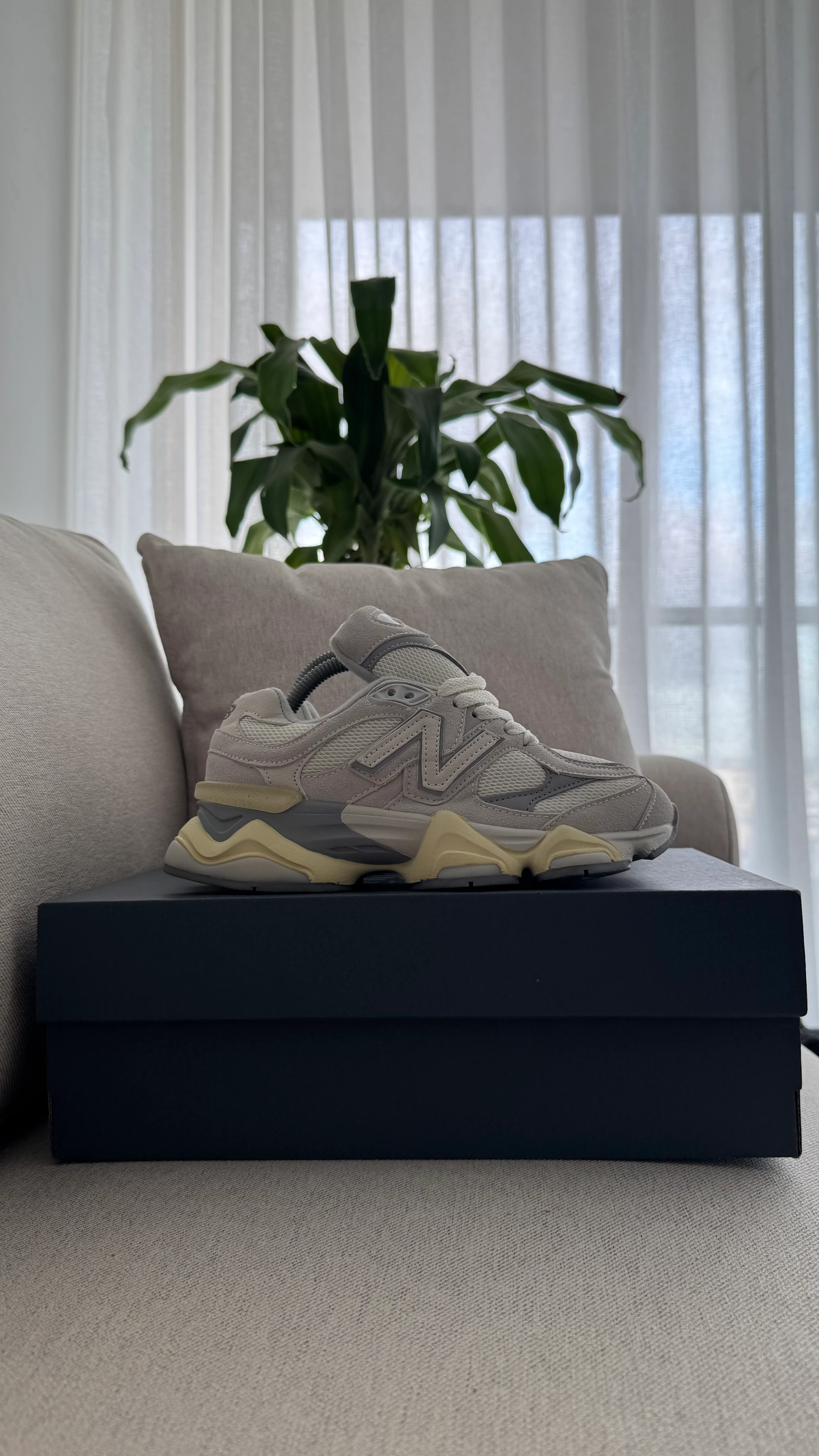 NEW BALANCE 9060 BEIGE - Image 5