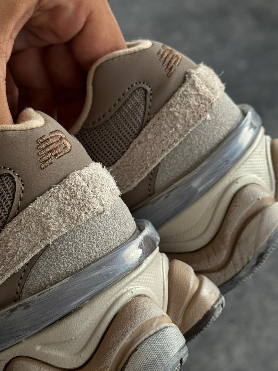 NEW BALANCE 9060 CAFE CAFE - Image 3