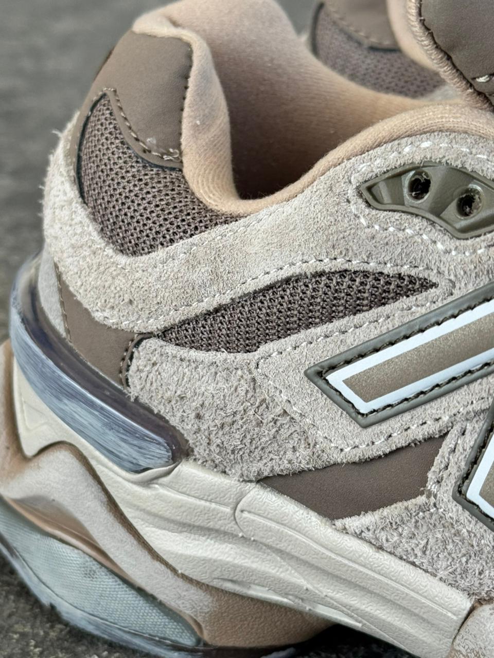 NEW BALANCE 9060 CAFE CAFE - Image 4