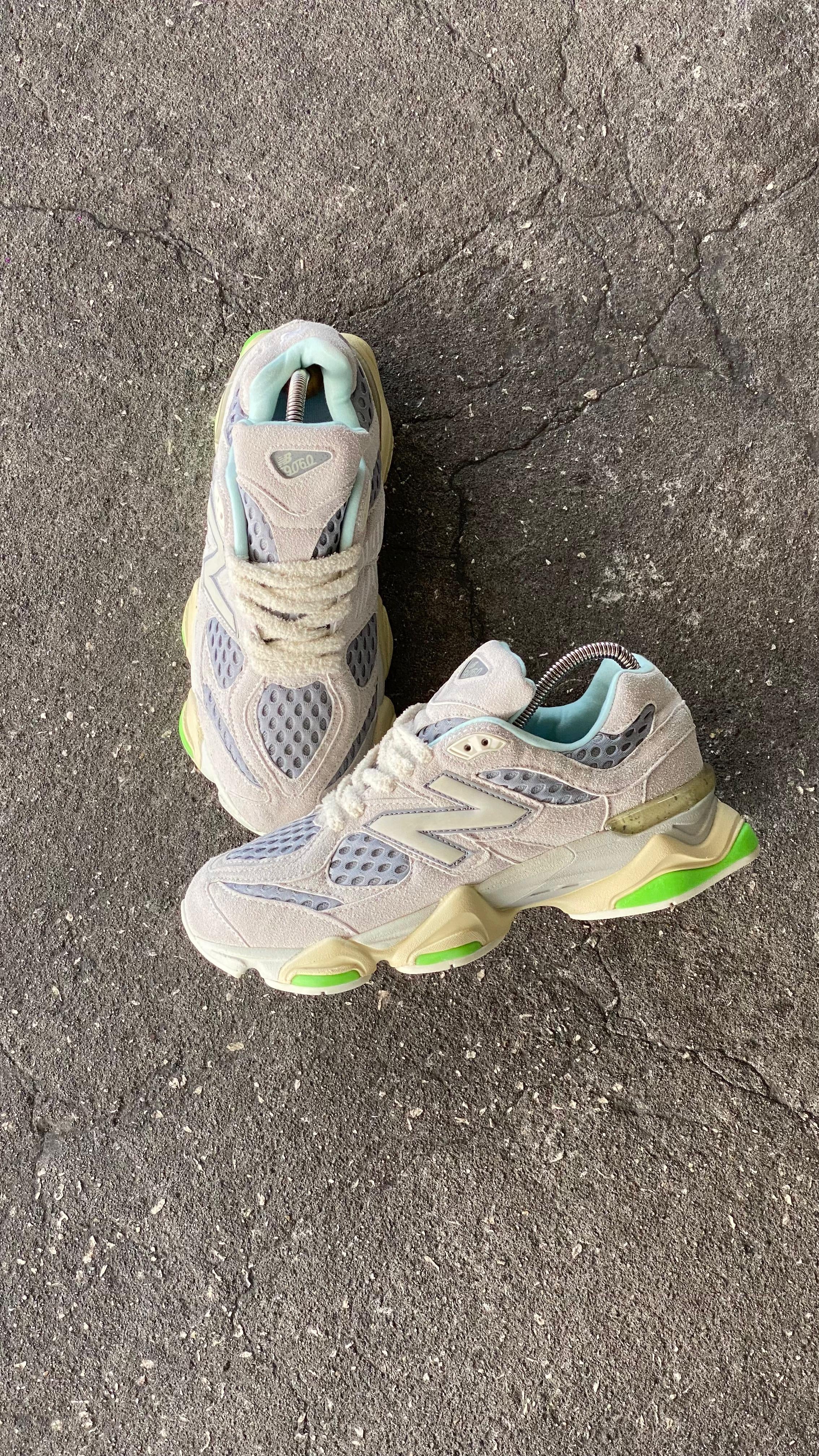 NEW BALANCE 9060 GRIS PRINT VERDE - Image 3