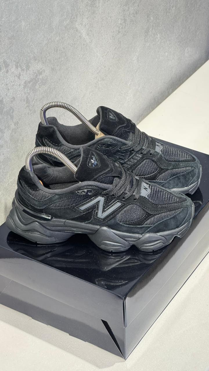 NEW BALANCE 9060 TODO NEGRO - Image 4