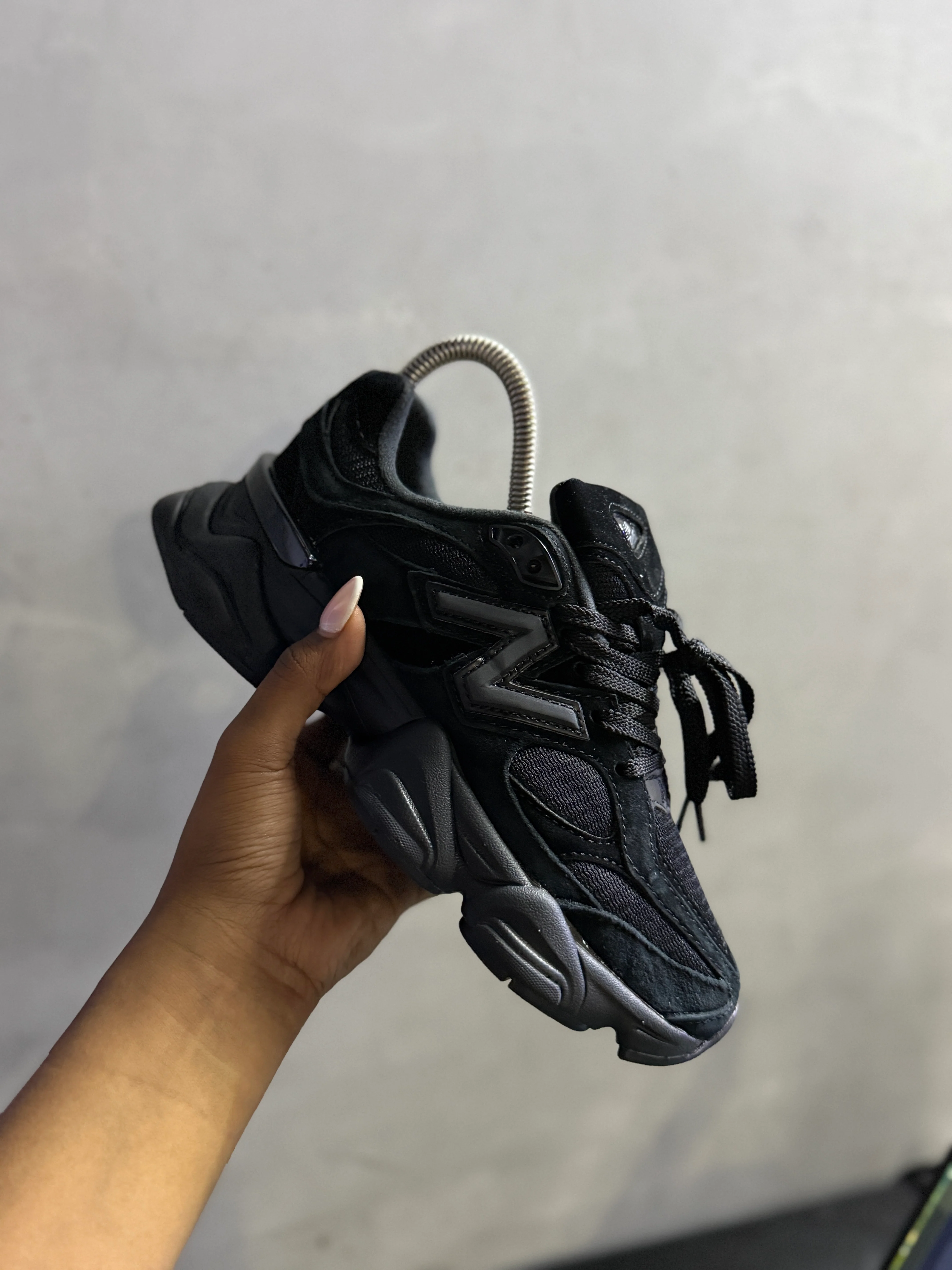 NEW BALANCE 9060 TODO NEGRO - Image 7
