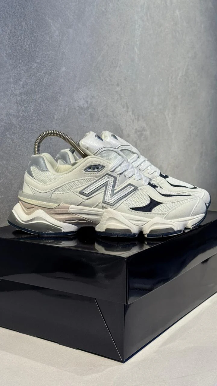 NEW BALANCE 9060 BLANCO ROSA - Image 4