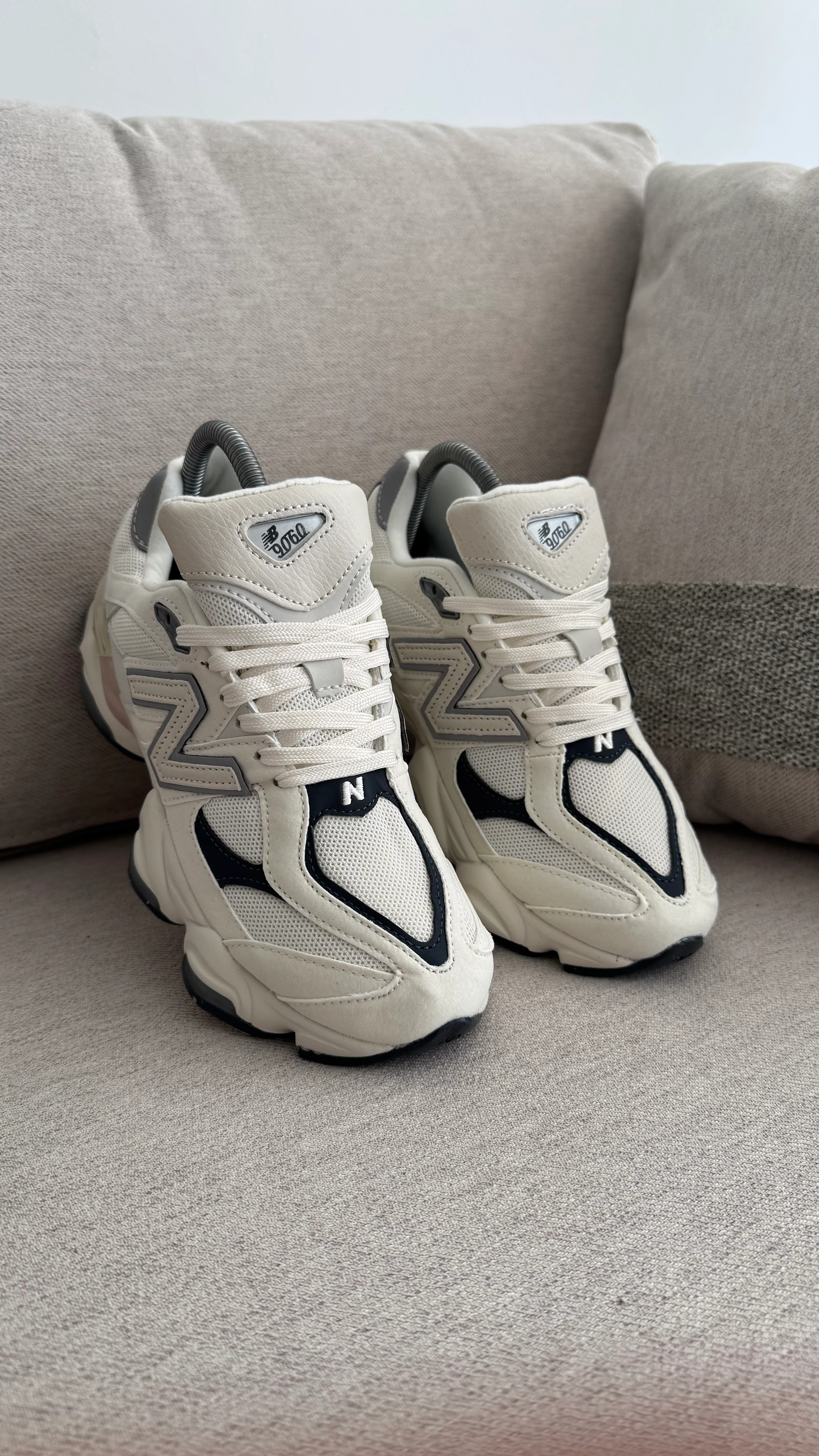 NEW BALANCE 9060 BLANCO ROSA - Image 7