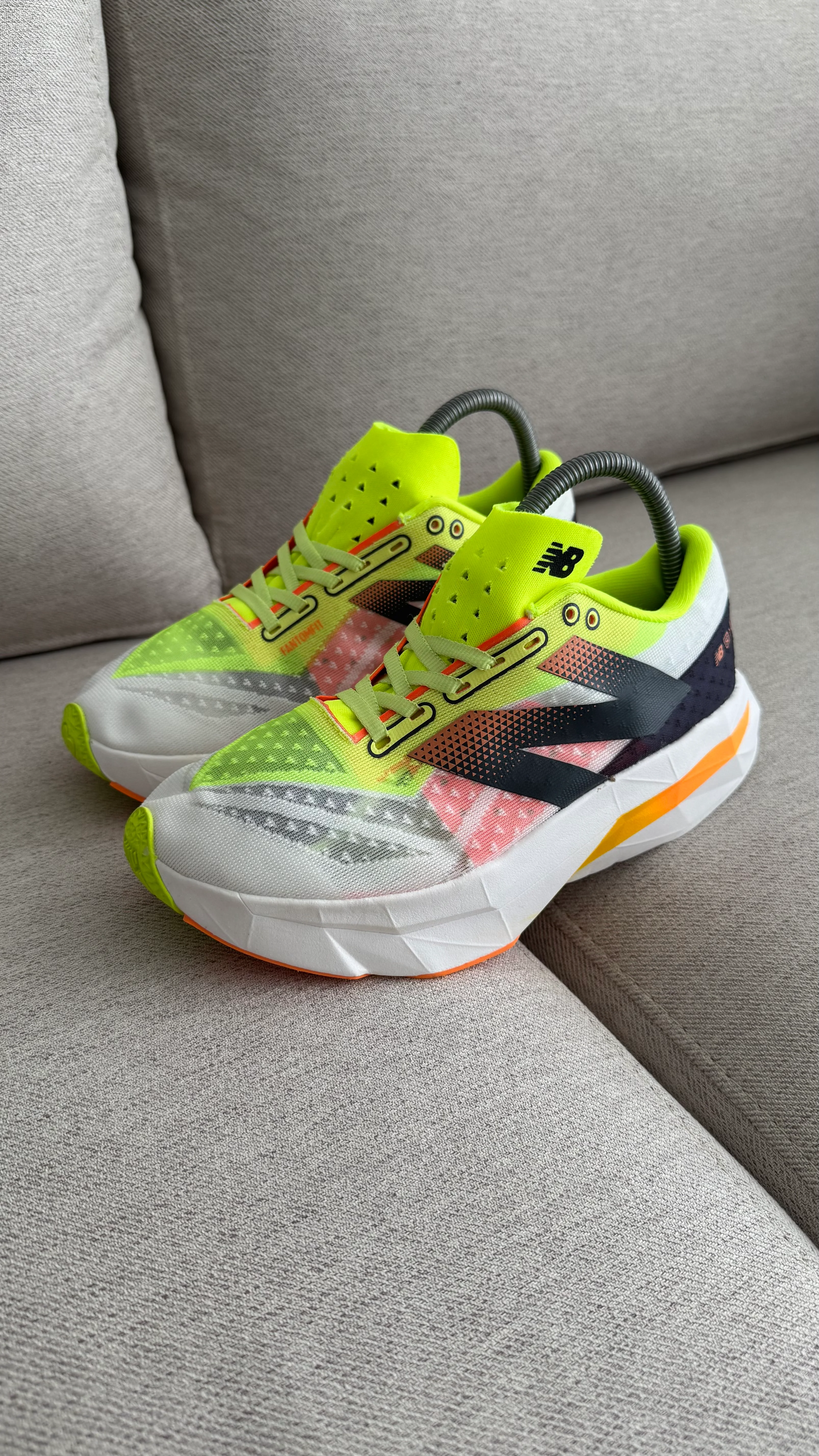 NEW BALANCE ELITE BLANCO VERDE - Image 10