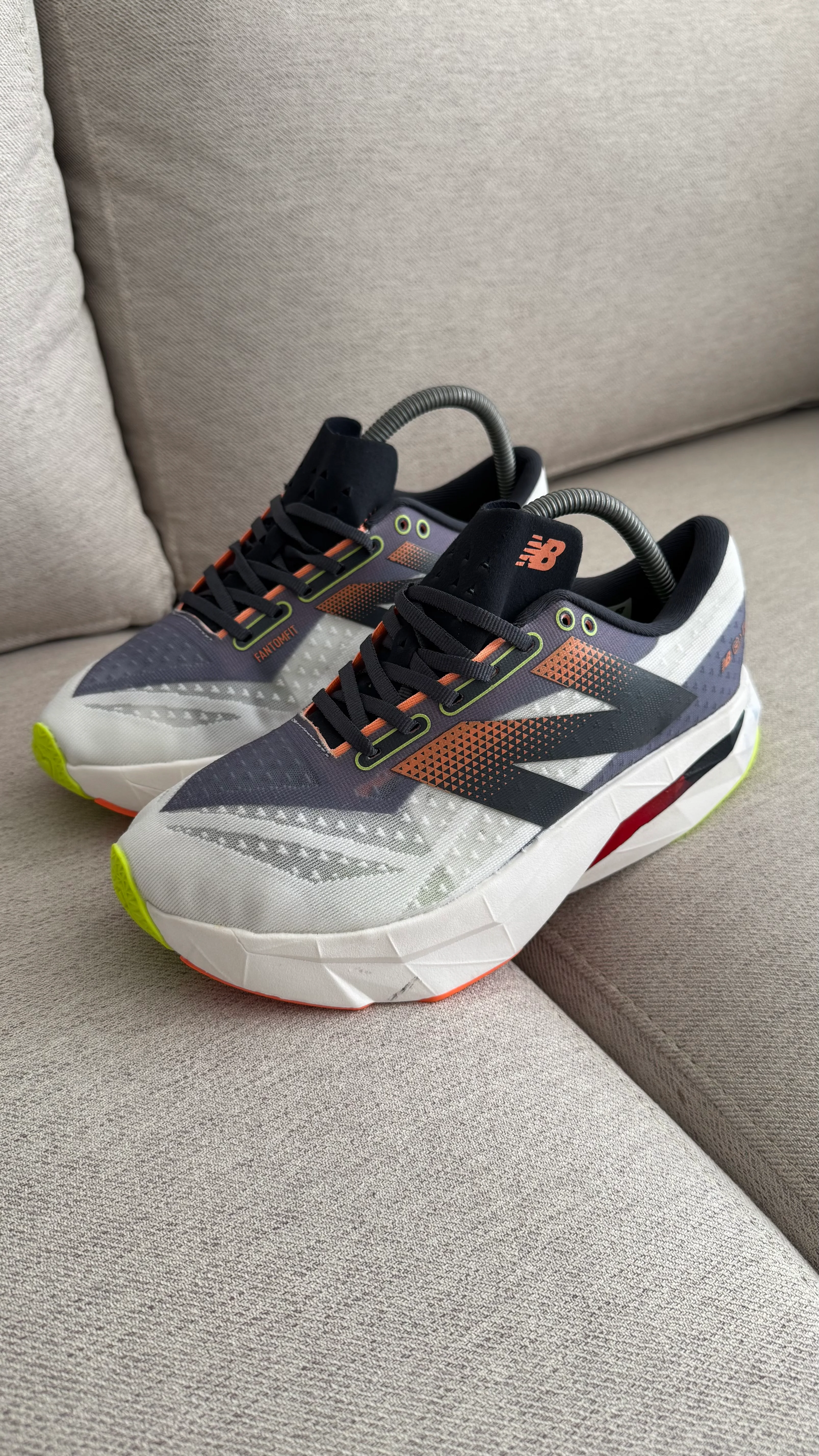 NEW BALANCE ELITE GRIS ROJO - Image 10