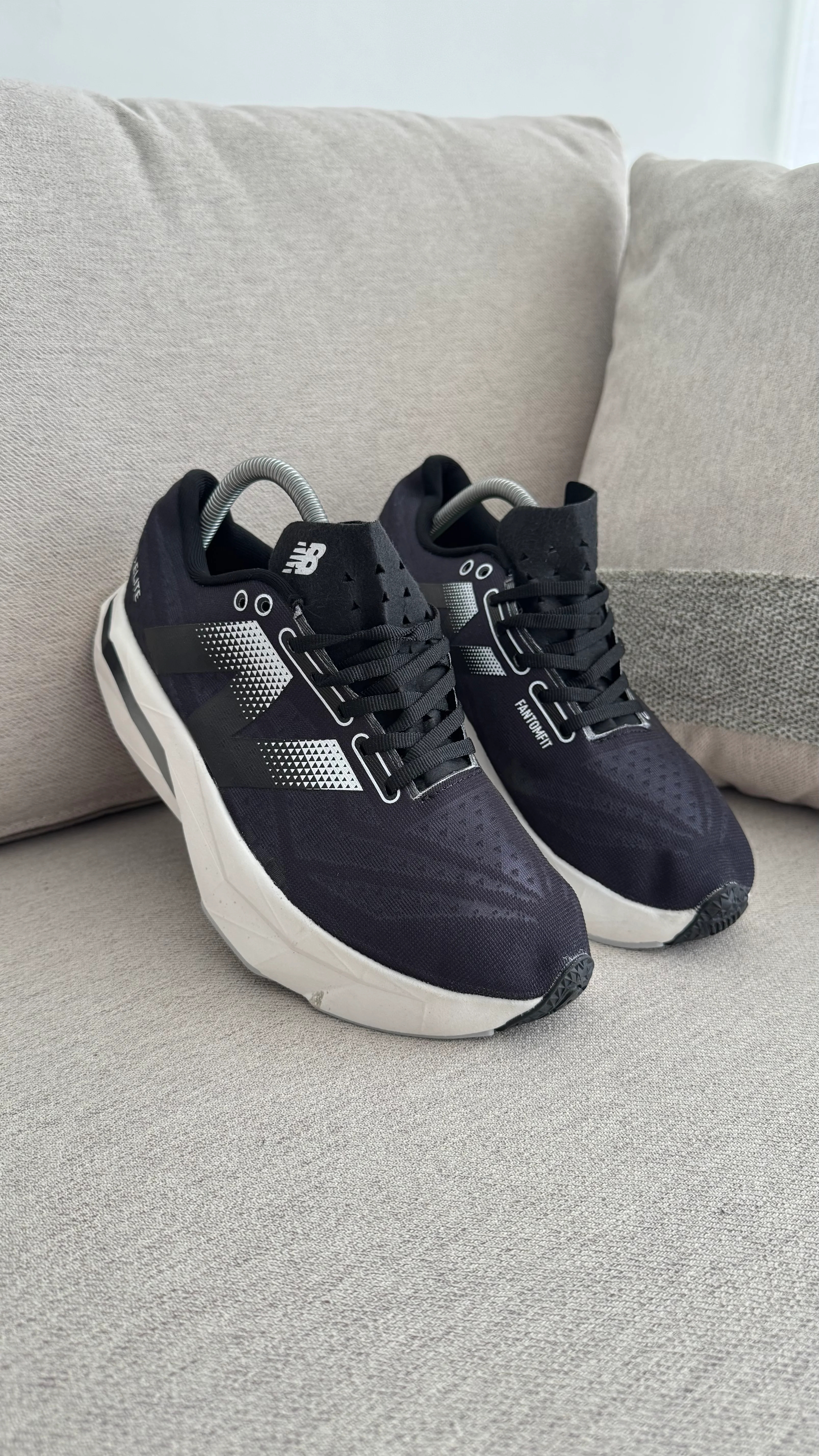 NEW BALANCE ELITE NEGRO BLANCO - Image 3