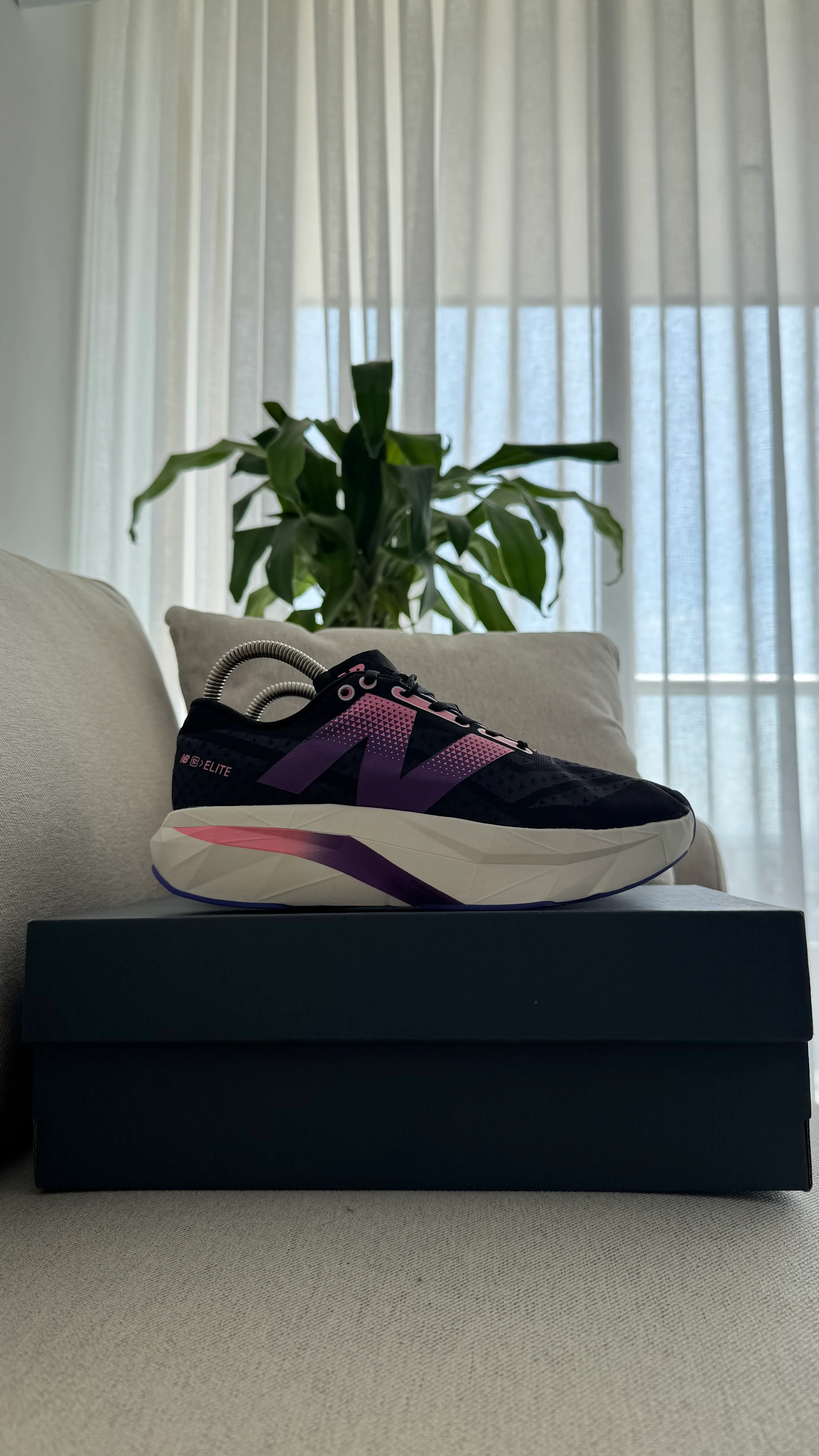 NEW BALANCE ELITE NEGRO MORADO - Image 7
