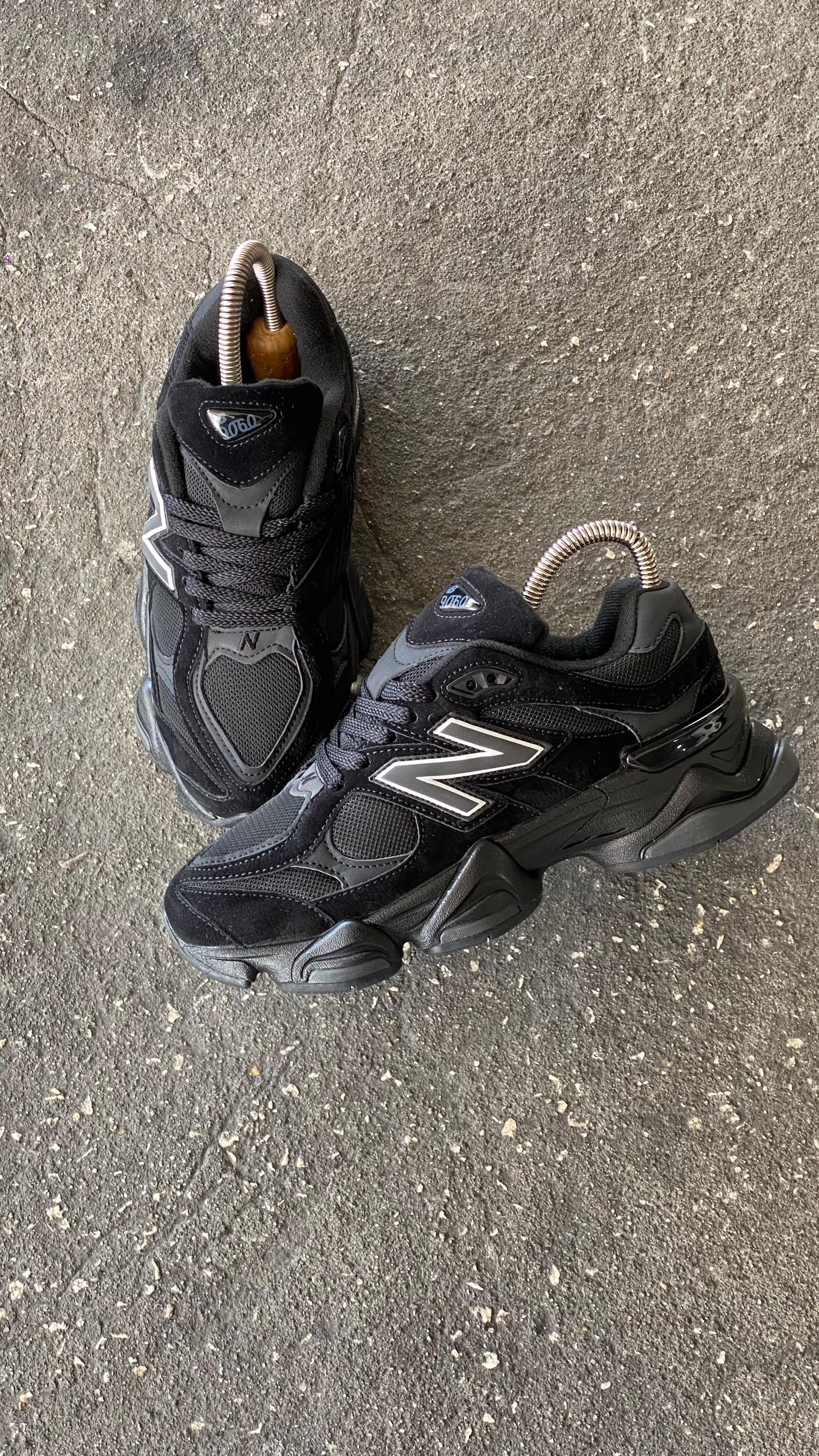 NEW BALANCE NEGRO LINEA BLANCA - Image 3