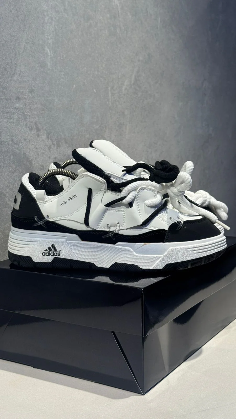NEW SHITA BLANCO NEGRO - Image 5