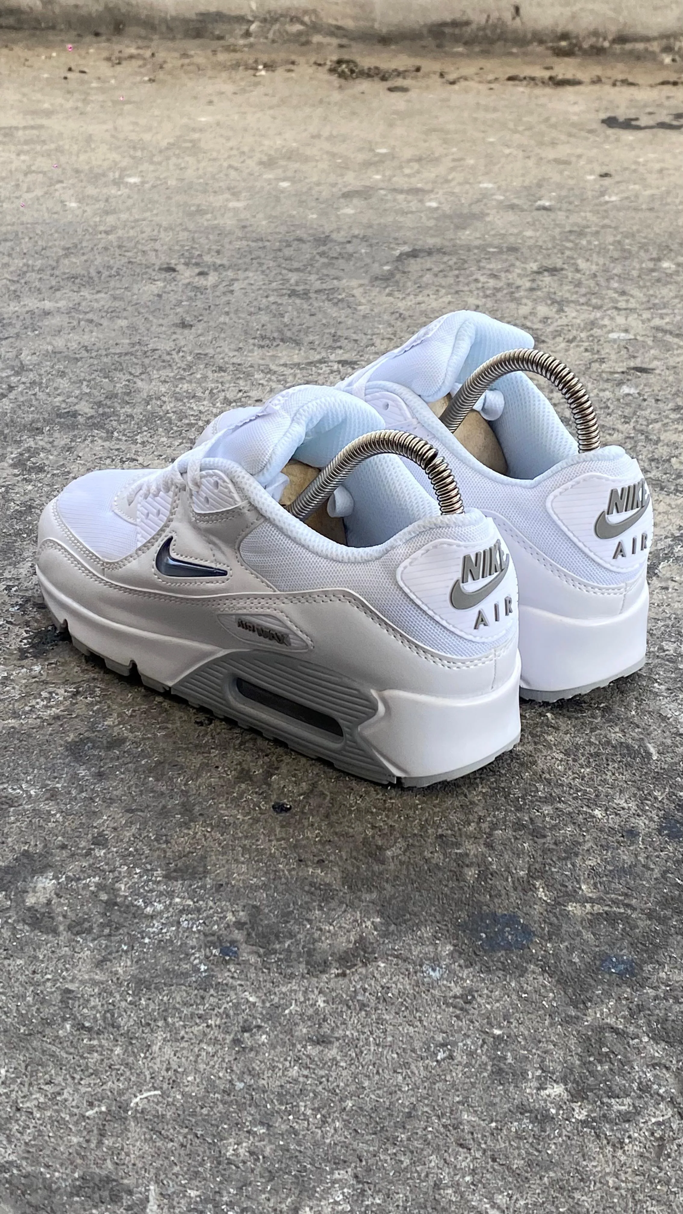 NIKE AIR MAX 90 BLANCO GRIS - Image 3