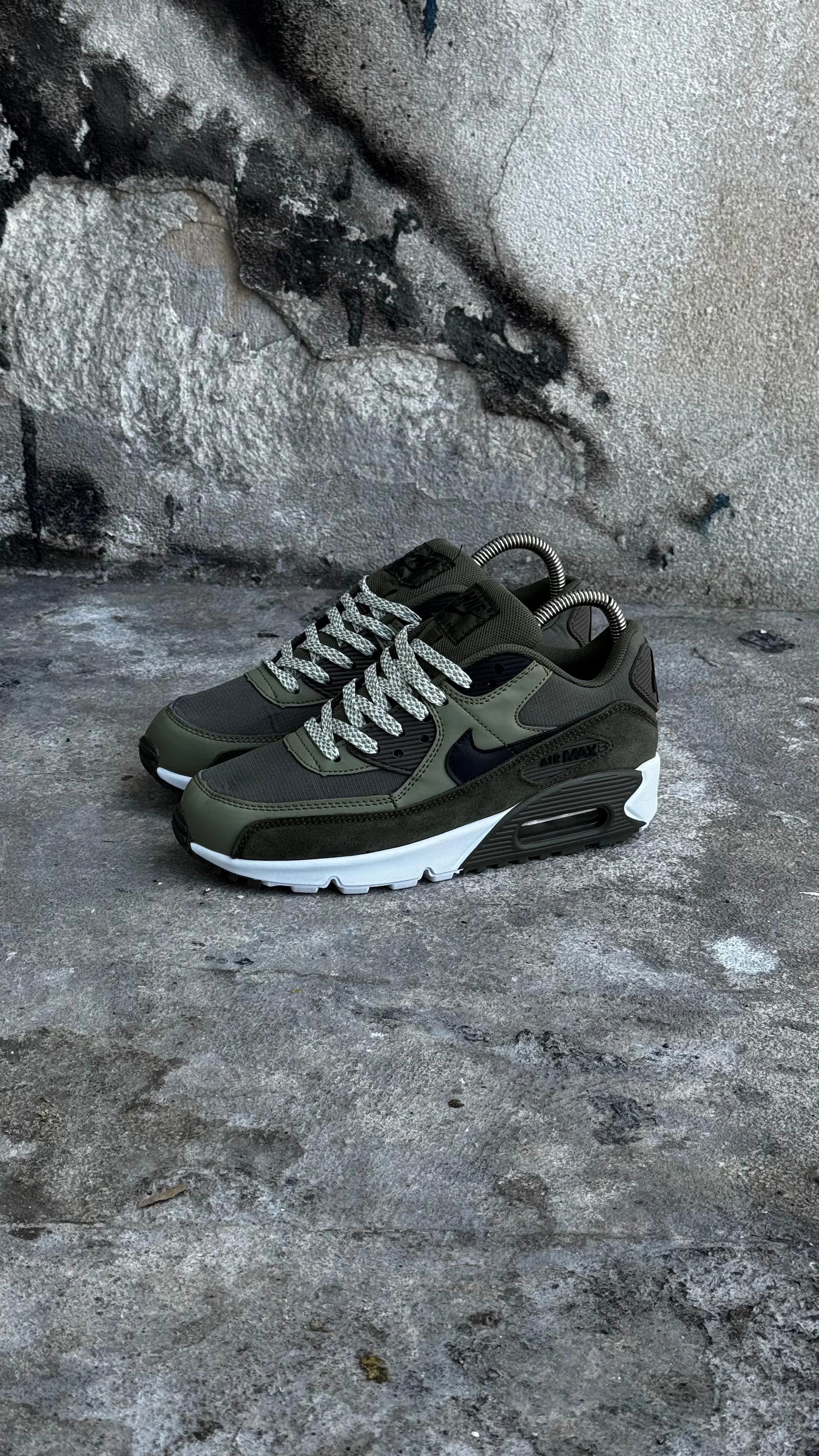 NIKE AIR MAX 90 VERDE MILITAR