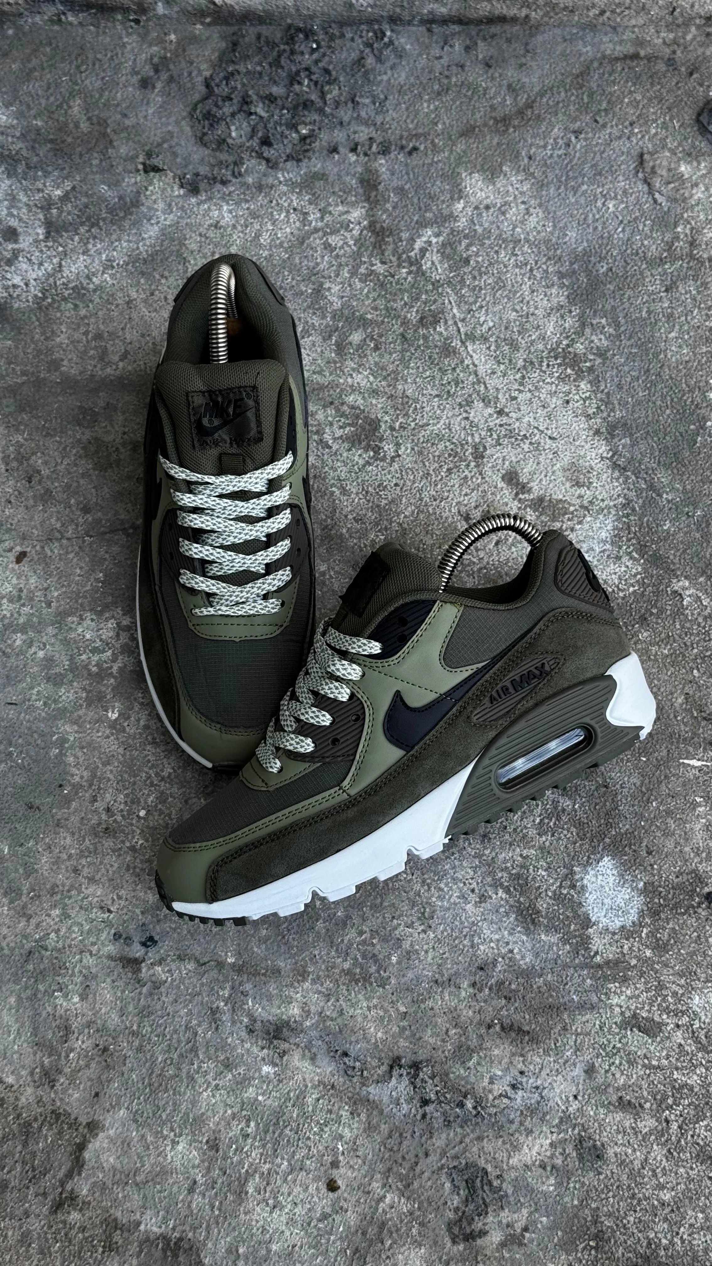 NIKE AIR MAX 90 VERDE MILITAR - Image 3
