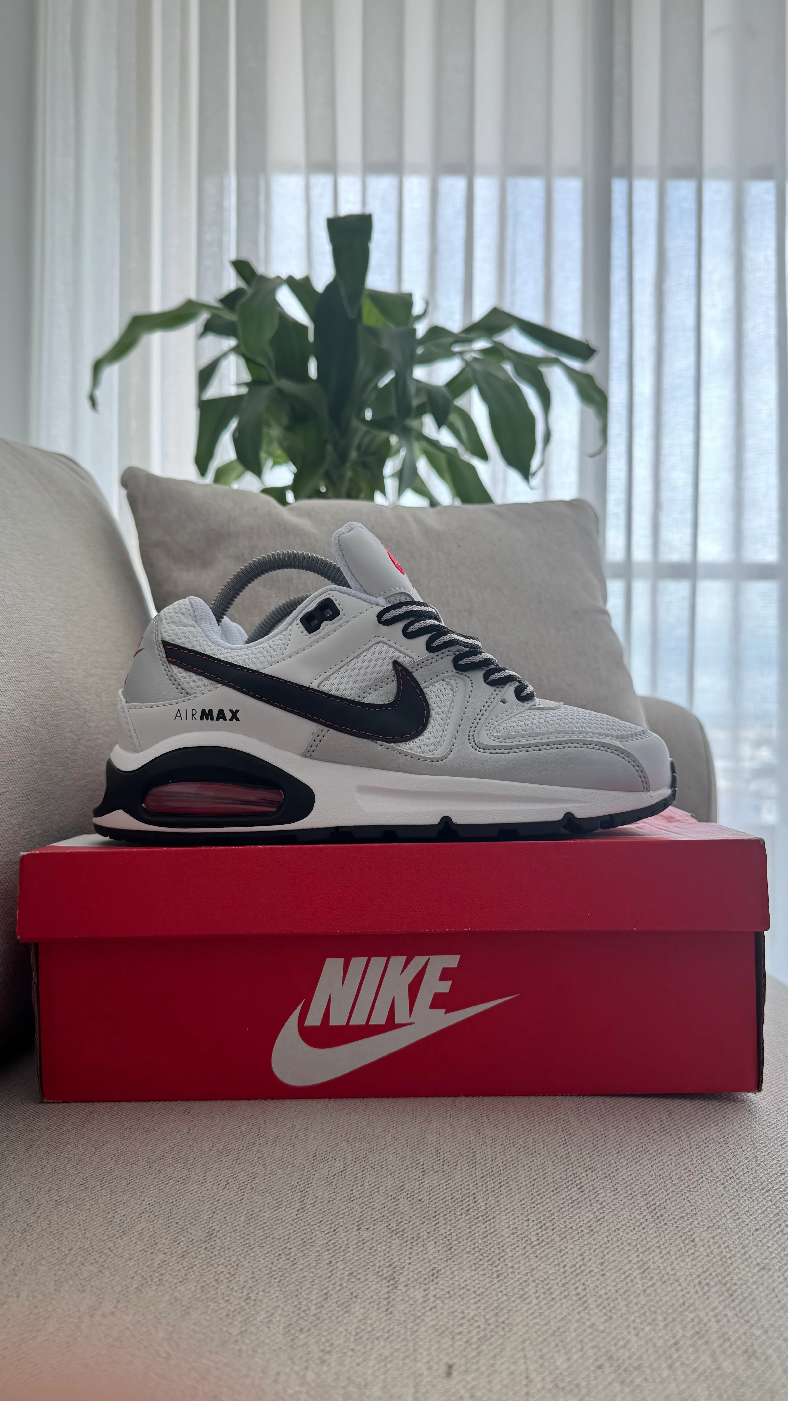 NIKE AIR MAX LTD BLANCO GRIS CHULO NEGRO - Image 5